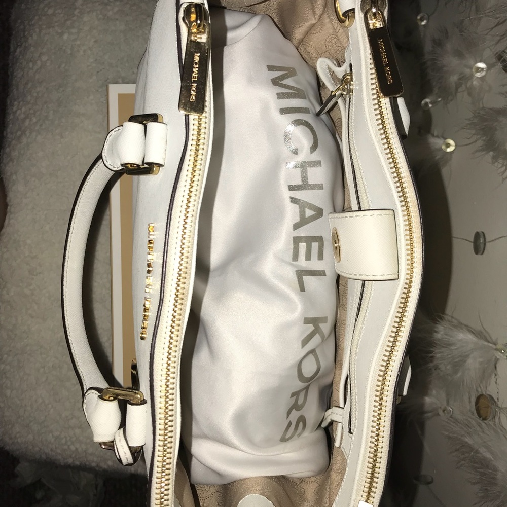 Sutton satchel Michael Kors handbag - Picture 3 of 3